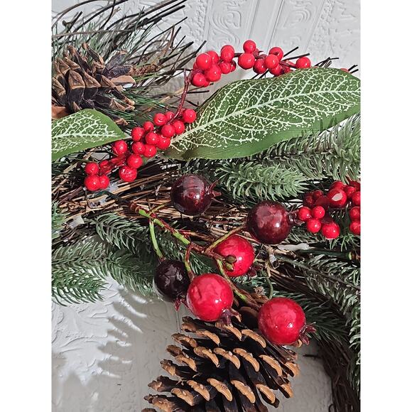 Traditional Christmas Wreath Artificial Ralph Lauren Front Door Pinecone Berries - Picture 8 of 15